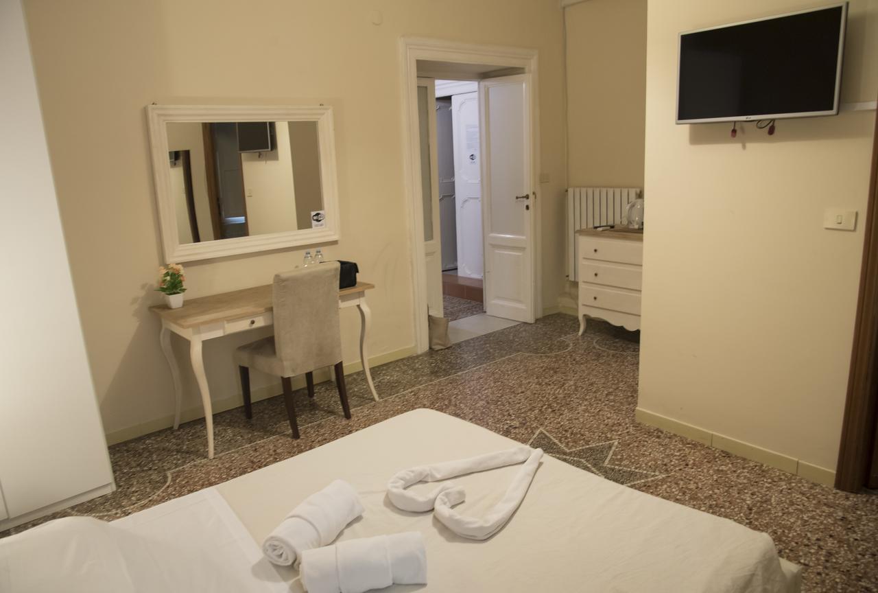 Baldassini Suites Roma Exterior foto